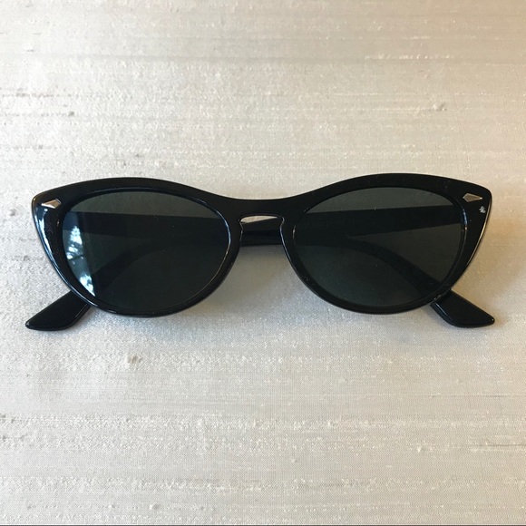 ☀️Black Cat Eye Sunglasses☀️ - Picture 8 of 8